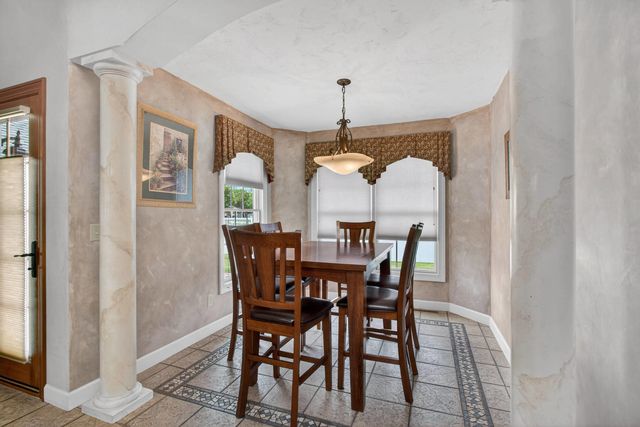 155 Dragonfly Circle, Geneseo, IL 61254