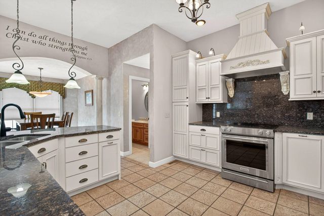 155 Dragonfly Circle, Geneseo, IL 61254
