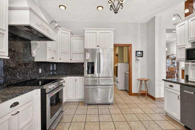 155 Dragonfly Circle, Geneseo, IL 61254