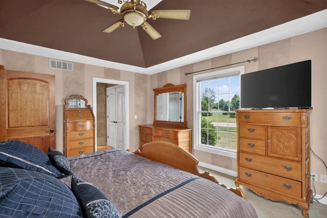 155 Dragonfly Circle, Geneseo, IL 61254