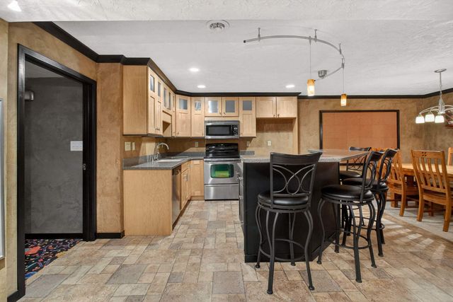 155 Dragonfly Circle, Geneseo, IL 61254