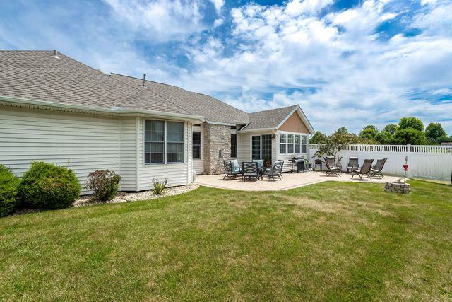 155 Dragonfly Circle, Geneseo, IL 61254