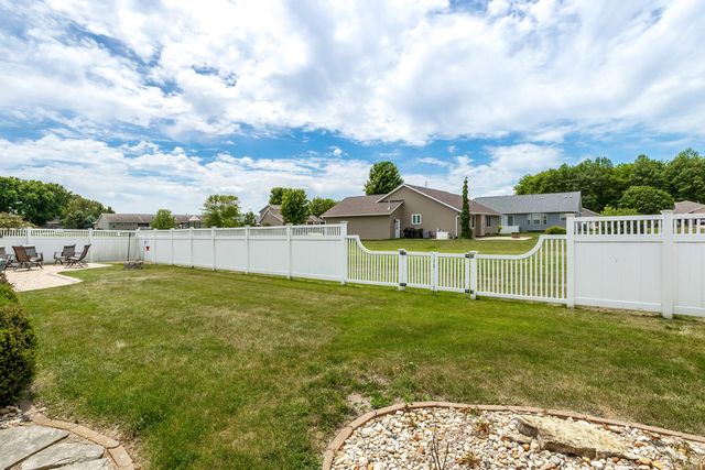 155 Dragonfly Circle, Geneseo, IL 61254