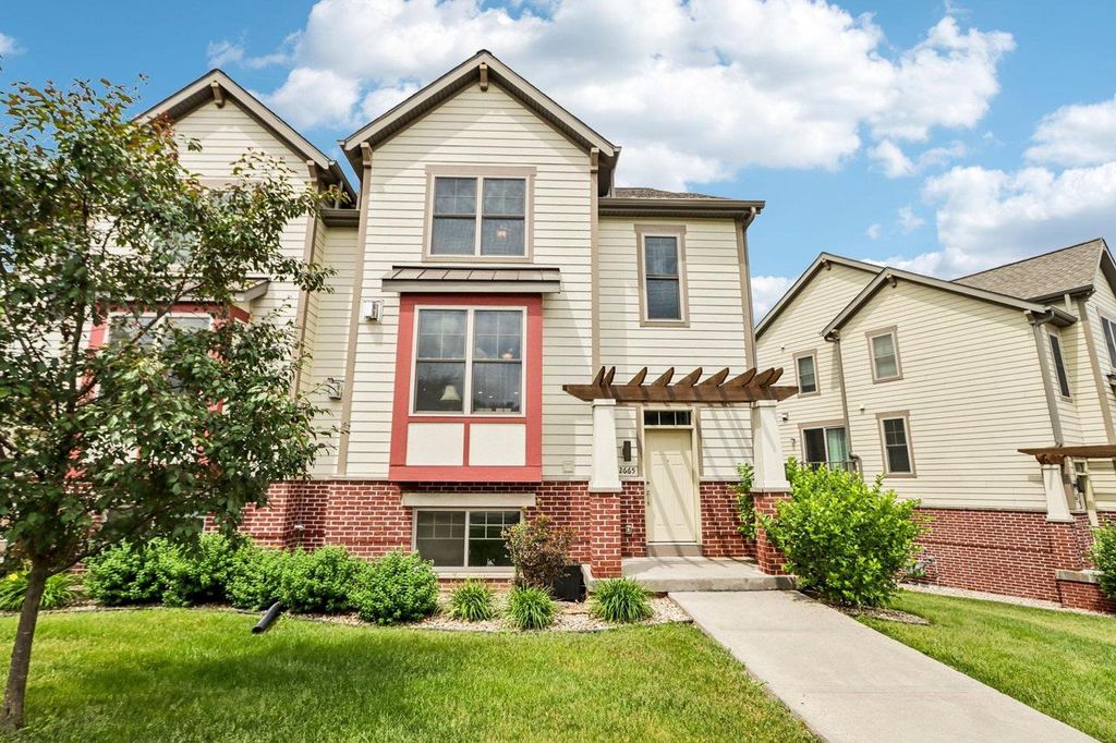 2665 Castle Rock Drive, Fitchburg, WI 53711