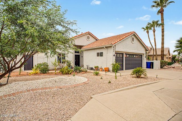 433 W TEAKWOOD Drive, Sun Lakes, AZ 85248