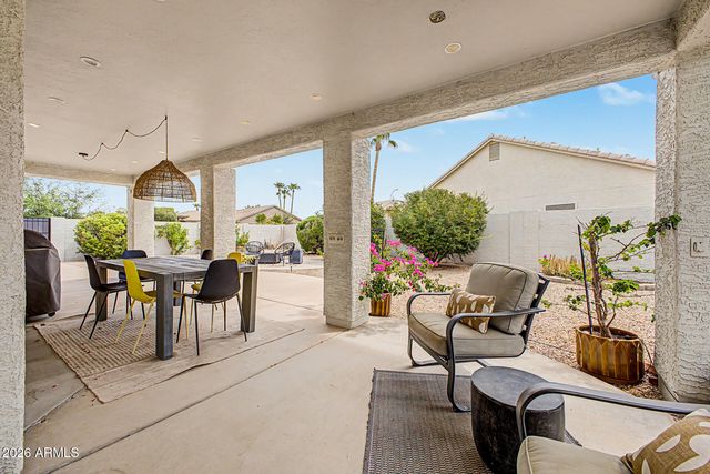 433 W TEAKWOOD Drive, Sun Lakes, AZ 85248