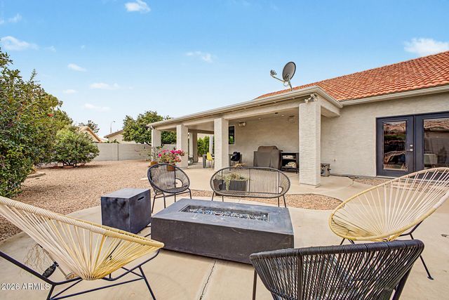433 W TEAKWOOD Drive, Sun Lakes, AZ 85248