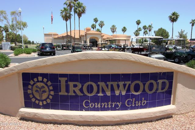 433 W TEAKWOOD Drive, Sun Lakes, AZ 85248