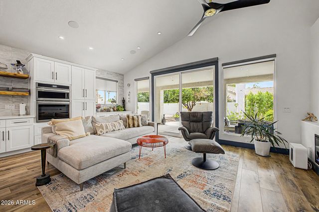 433 W TEAKWOOD Drive, Sun Lakes, AZ 85248