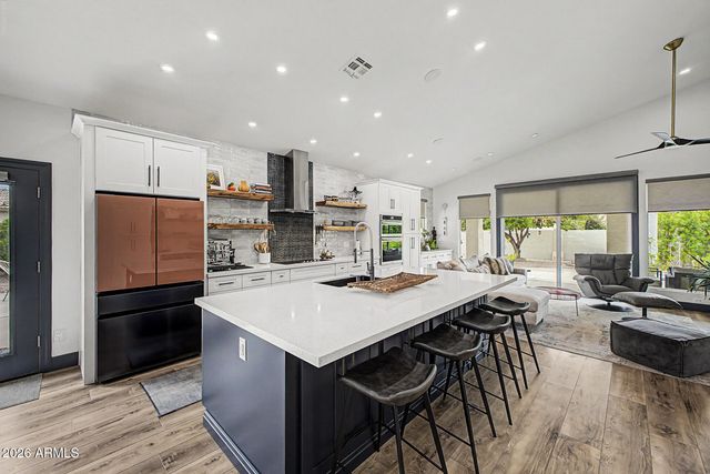 433 W TEAKWOOD Drive, Sun Lakes, AZ 85248