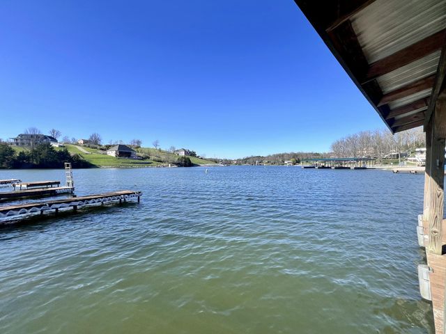255 Highview Drive, Williamstown, KY 41097
