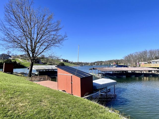 255 Highview Drive, Williamstown, KY 41097