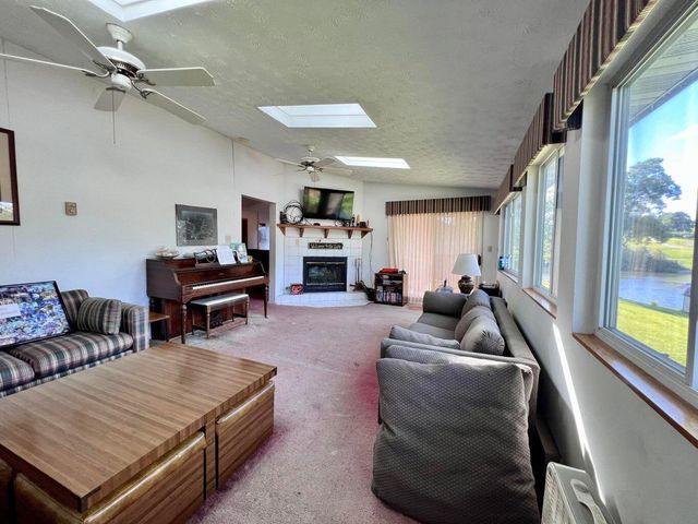 255 Highview Drive, Williamstown, KY 41097