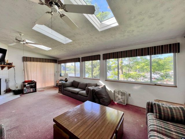 255 Highview Drive, Williamstown, KY 41097