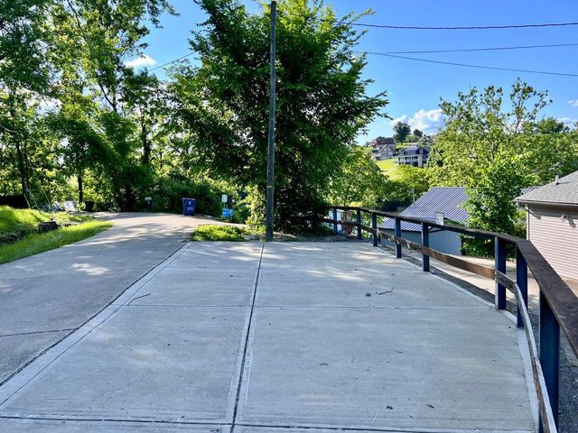 255 Highview Drive, Williamstown, KY 41097