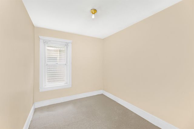 78 WEST 28TH ST, Bayonne, NJ 07002