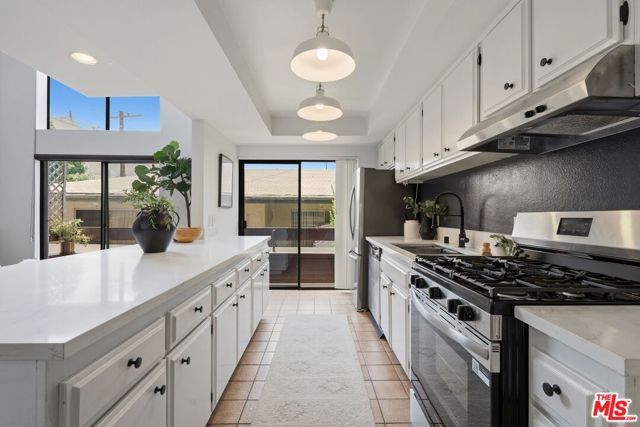 12806 Pacific Avenue 8, Los Angeles, CA 90066