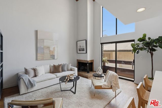 12806 Pacific Avenue 8, Los Angeles, CA 90066