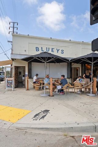 12806 Pacific Avenue 8, Los Angeles, CA 90066