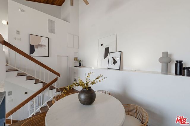 12806 Pacific Avenue 8, Los Angeles, CA 90066