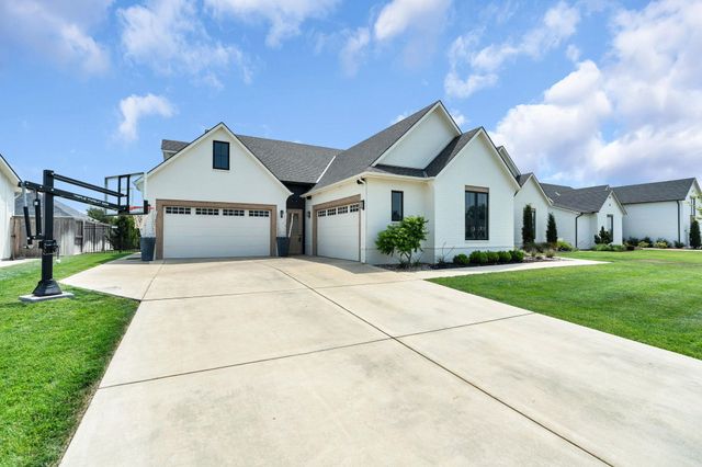 2005 N 159th Ct E, Wichita, KS 67230