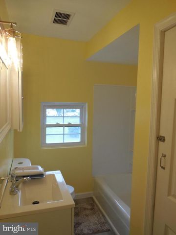 2444 KEYWAY, Baltimore, MD 21222