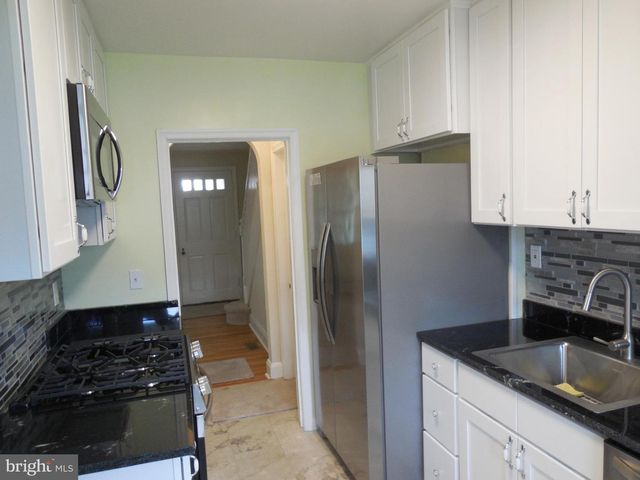 2444 KEYWAY, Baltimore, MD 21222