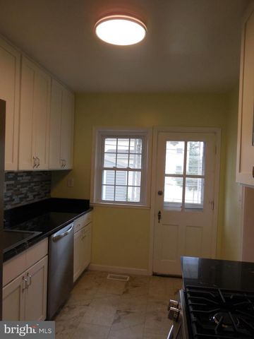 2444 KEYWAY, Baltimore, MD 21222