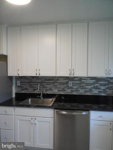 2444 KEYWAY, Baltimore, MD 21222