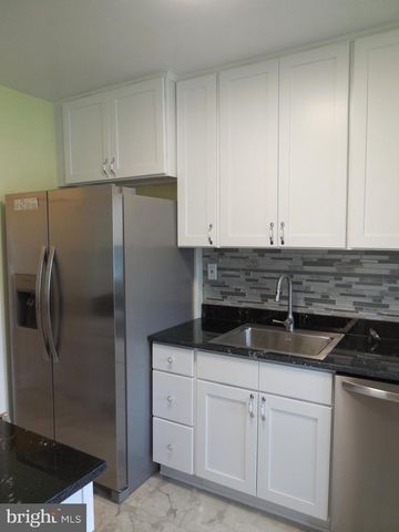 2444 KEYWAY, Baltimore, MD 21222