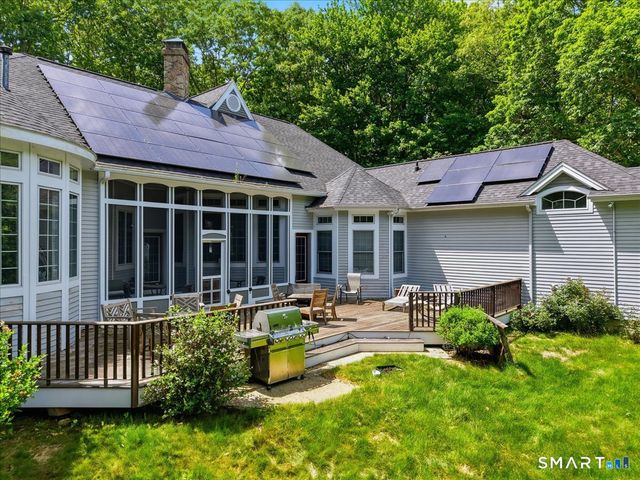 24 Bittersweet Way, Stonington, CT 06378