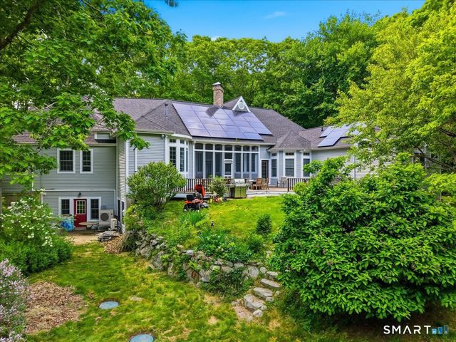 24 Bittersweet Way, Stonington, CT 06378
