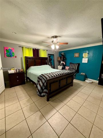 6433 SW 22nd St, Miramar, FL 33023