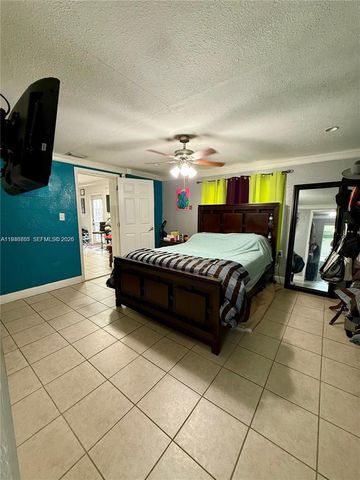 6433 SW 22nd St, Miramar, FL 33023