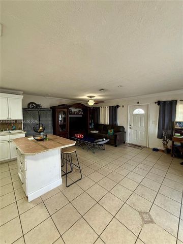 6433 SW 22nd St, Miramar, FL 33023