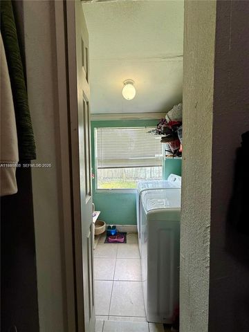 6433 SW 22nd St, Miramar, FL 33023