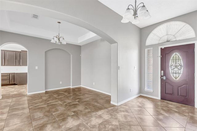 2707 Lake Breeze Lane, Crosby, TX 77532