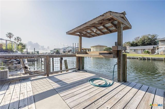 189 Driftwood Drive, City By The Sea, TX 78336