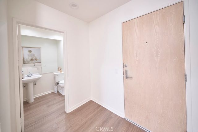 1617 S Beverly Glen Boulevard 303, Los Angeles, CA 90024