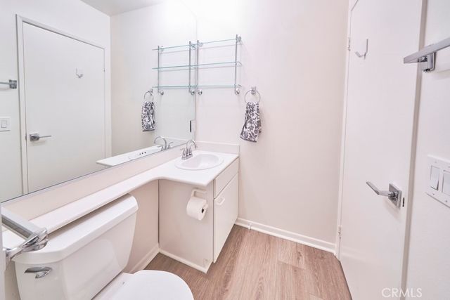 1617 S Beverly Glen Boulevard 303, Los Angeles, CA 90024