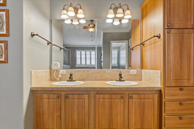 3200 NW Fourth Street, Hubbard, TX 76648