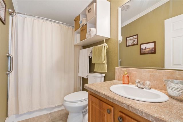 3200 NW Fourth Street, Hubbard, TX 76648