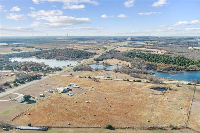 3200 NW Fourth Street, Hubbard, TX 76648