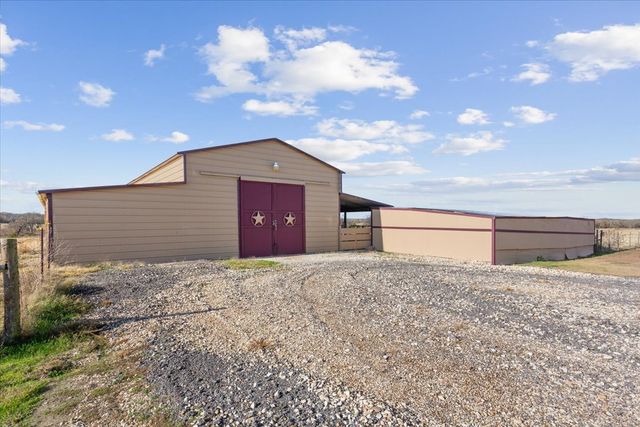 3200 NW Fourth Street, Hubbard, TX 76648