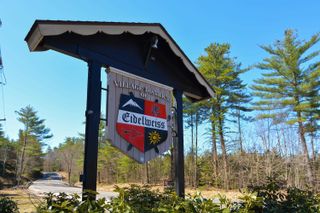 22 & 24 Adelboden Way 28/29, Madison, NH 03849