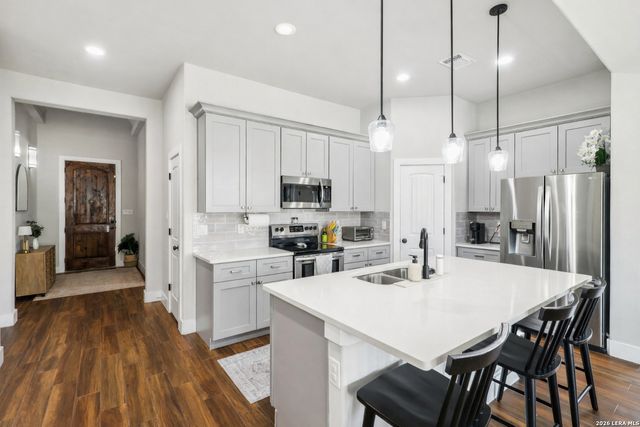 15302 Capri, Selma, TX 78154