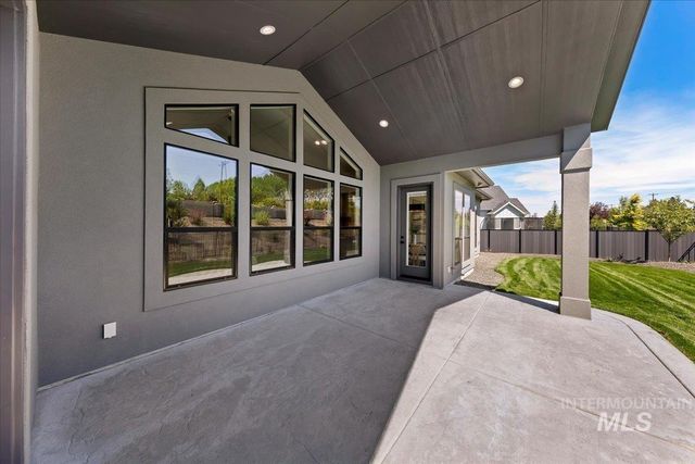 2368 N Annadale Pl, Eagle, ID 83616