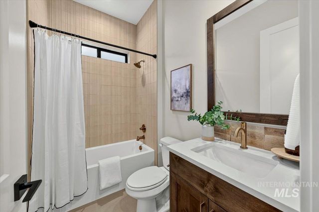 2368 N Annadale Pl, Eagle, ID 83616