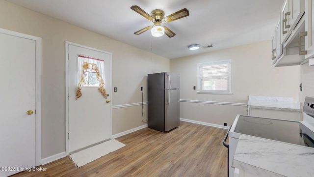 6217 Hackberry Way, Louisville, KY 40229