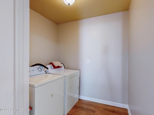6217 Hackberry Way, Louisville, KY 40229